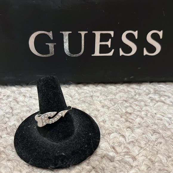 Guess GC 925 Sterling Silver Ring with CZ - Picture 2 of 5